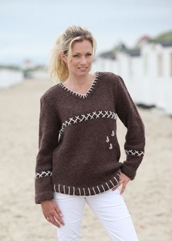  MF 1149 Sweater med broderi 